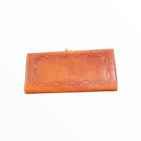 BUXTON VINTAGE BROWN LEATHER CONTINENTAL WALLET - Picture 1 of 6